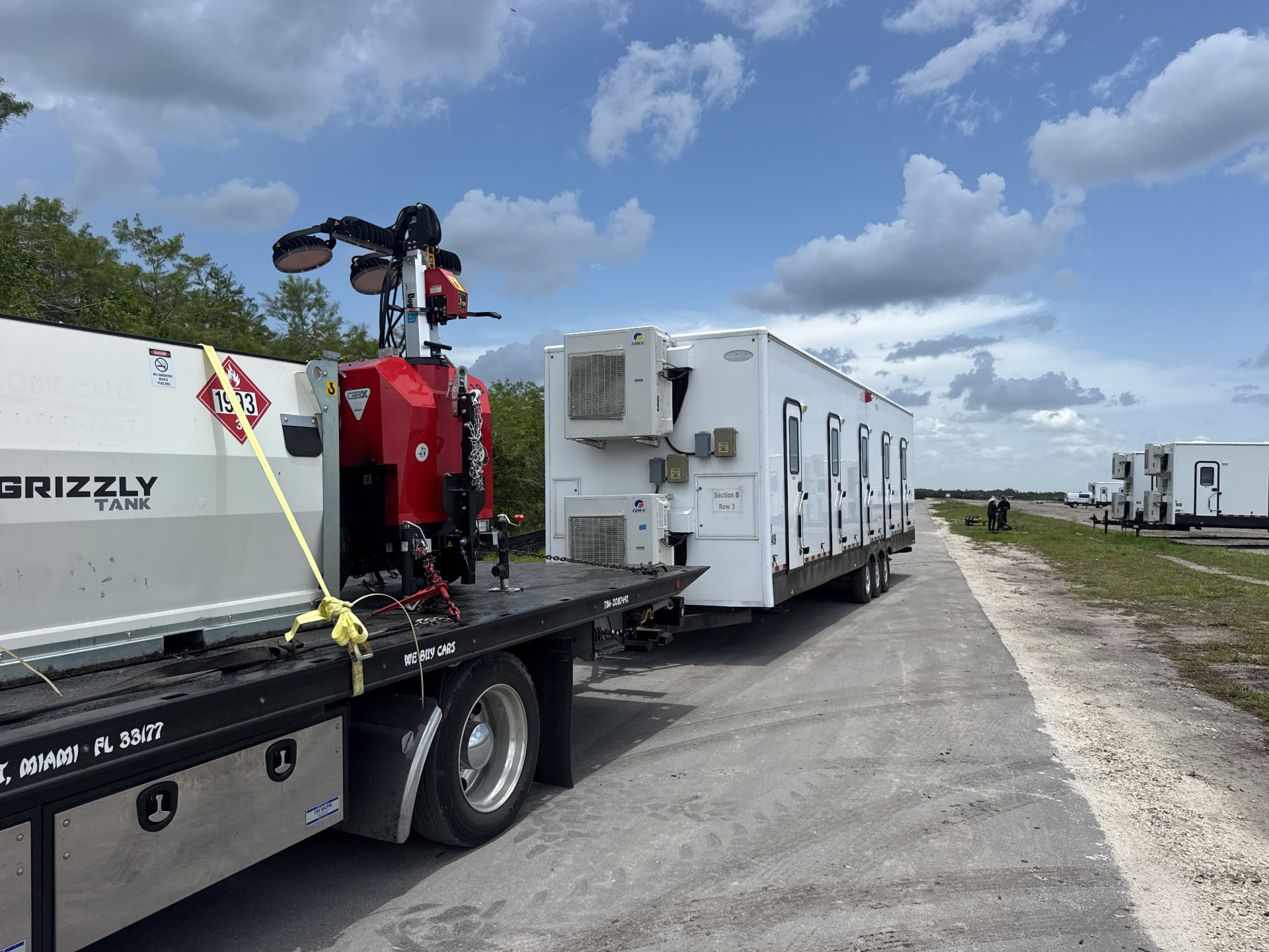 CG Towing transporting a fifth-wheel trailer